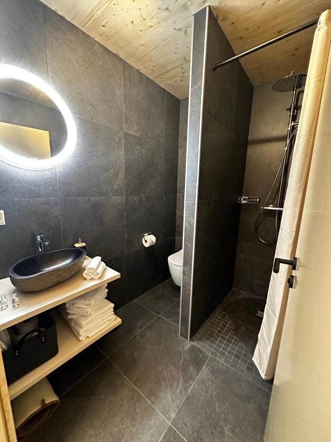 Chambres D'Hotes Les Louettes A Sapinhaut Canton Du Valais Saxon 외부 사진